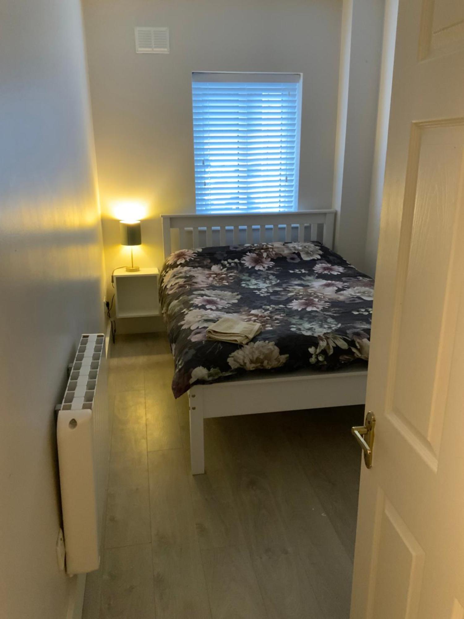 Quite And Cozy 2 Bedroom Apartment Γκάλγουεϊ Εξωτερικό φωτογραφία